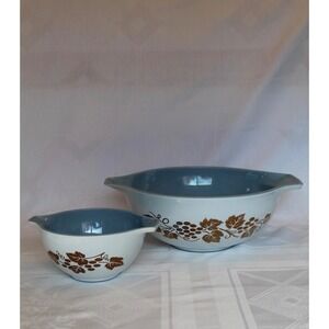 Vintage Pyrex Golden Grapes Cinderella Mixing Bowl Set 444 441 Blue Gold White